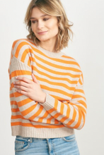 Load image into Gallery viewer, Jumper 1234 Little Stripe Crew Neck Sweater