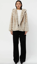 Load image into Gallery viewer, Apparis Goldie Faux Fur Jacket