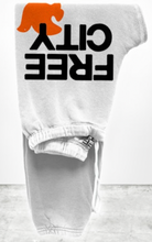 Load image into Gallery viewer, Free City Sweatpant