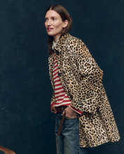 Load image into Gallery viewer, The Great Leopard Car Coat