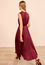 Load image into Gallery viewer, Ulla Johnson Fianna Pleated Midi Dress