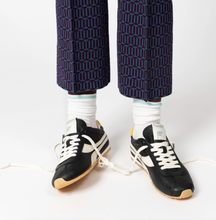 Load image into Gallery viewer, Oncept Essex Sneaker