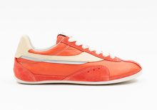 Load image into Gallery viewer, Oncept Temple Sneaker