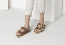 Load image into Gallery viewer, Birkenstock Arizona Big Buckle